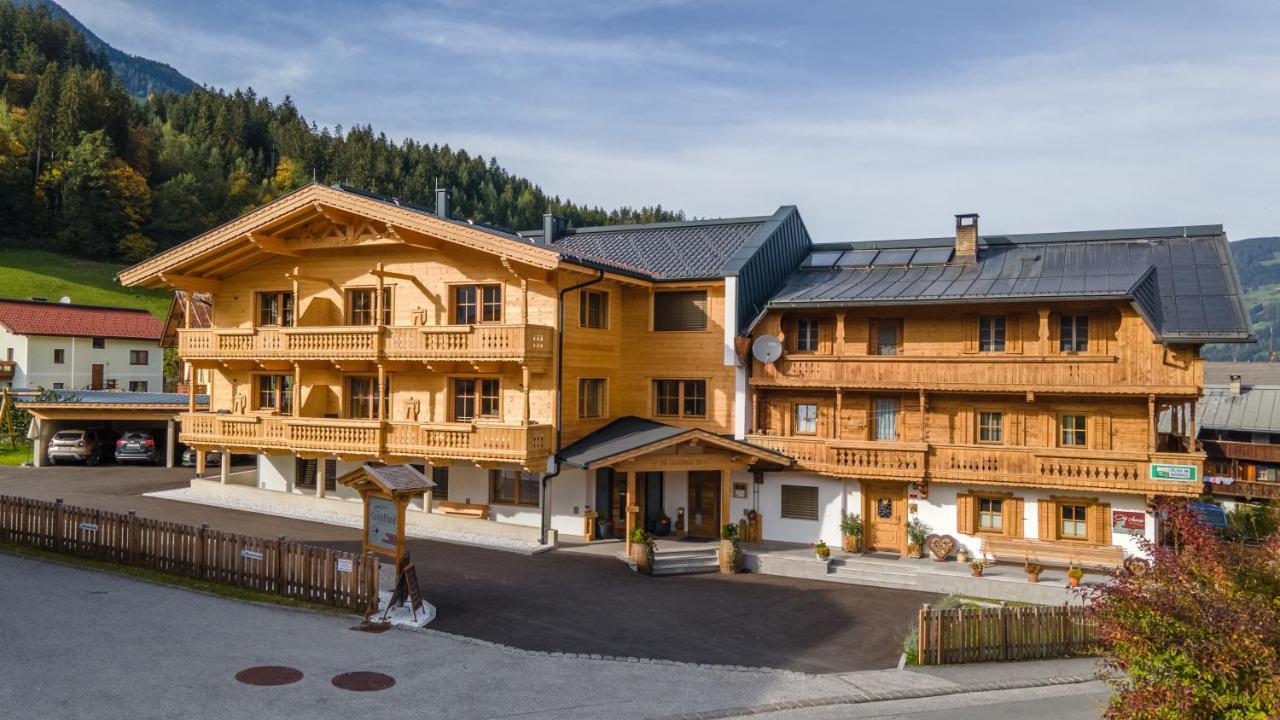 Greidlhof Alpstyle Apartments Fügen Exterior foto